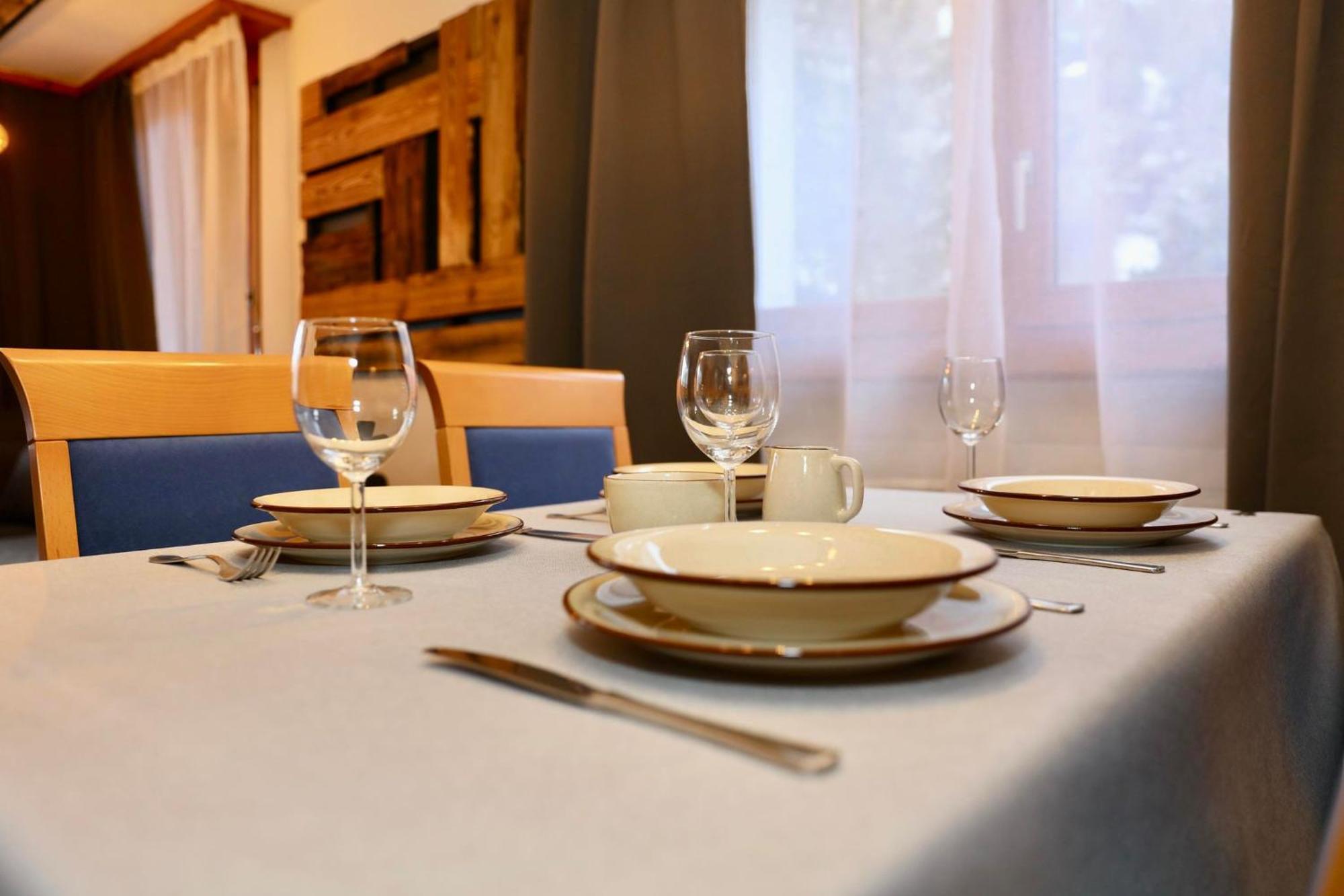 Monte Rosa Taesch, Apartments Mit Wellness Bereich Quarto foto